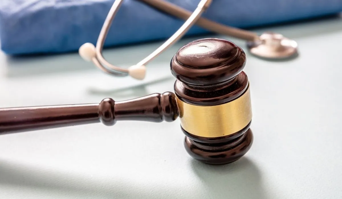 Medical Negligence vs. Medical Malpractice