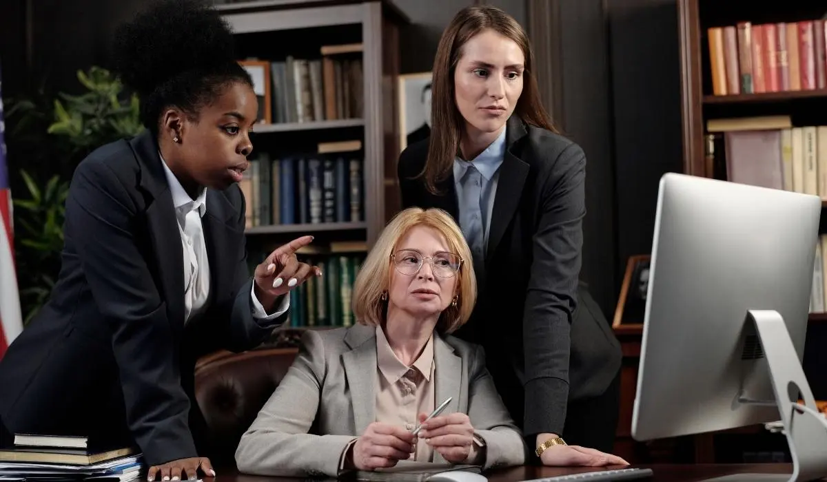 Lawyers Compensation Discussion