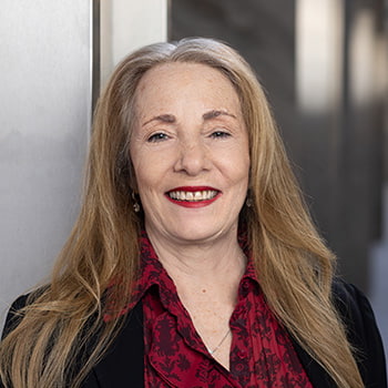 Picture of Alison Dealy